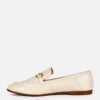 Loafers i imiteret læder med snaffle-detaljer