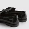 Loafers med bred pasform i lak