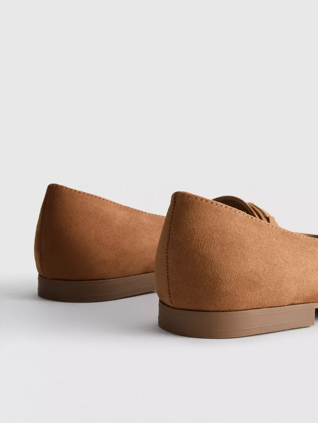 Loafers med bred pasform og lav vrist