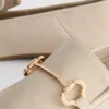 Loafers med snaffle-detalje