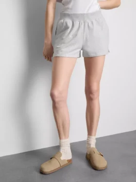 Loungeshorts i bomuld med splittet kant