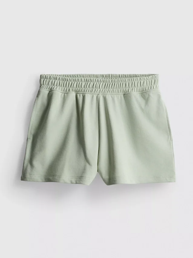 Løse lufthavnsshorts med højt bomuldsindhold