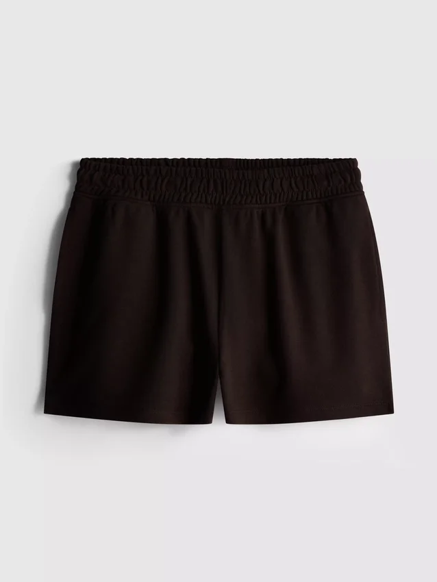 Løse lufthavnsshorts med højt bomuldsindhold