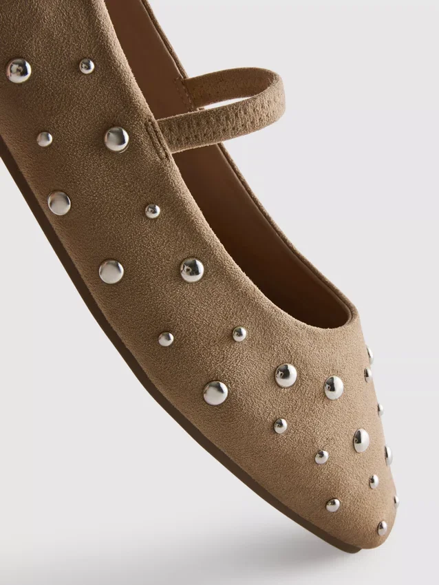 Mary Janes med nitter