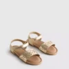 Metalliske laserskårne sandaler