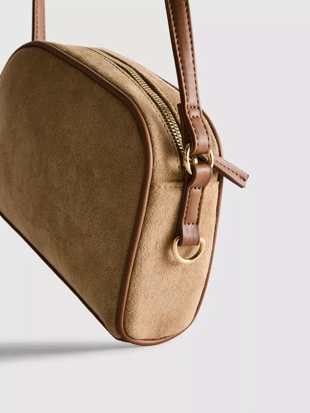 Mini-crossbody-taske i imiteret ruskind