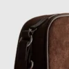Mini-crossbody-taske i imiteret ruskind
