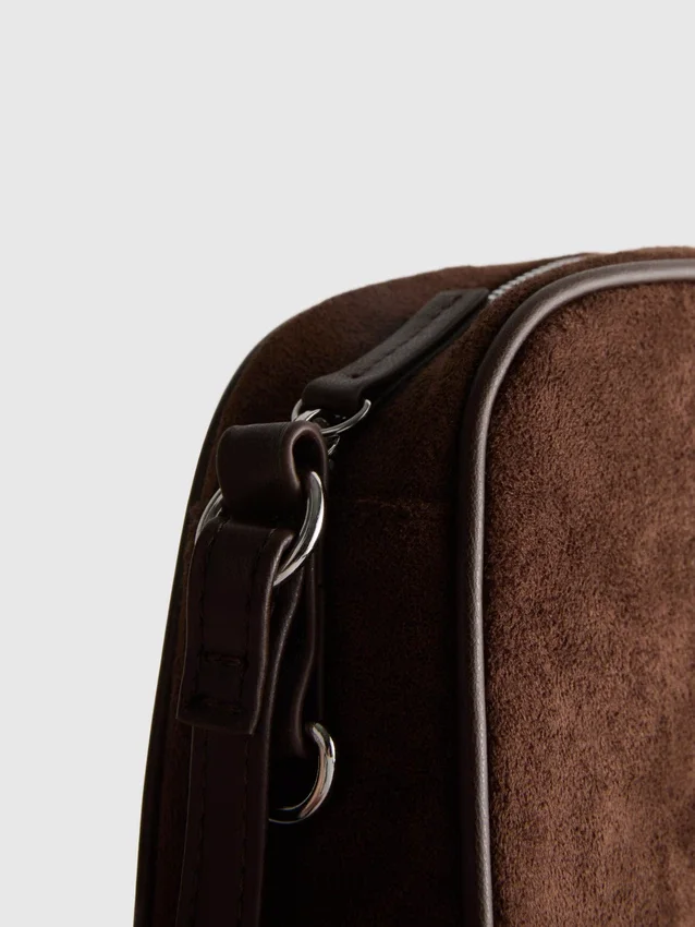 Mini-crossbody-taske i imiteret ruskind