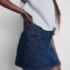 Mini-nederdel i bomuldsdenim