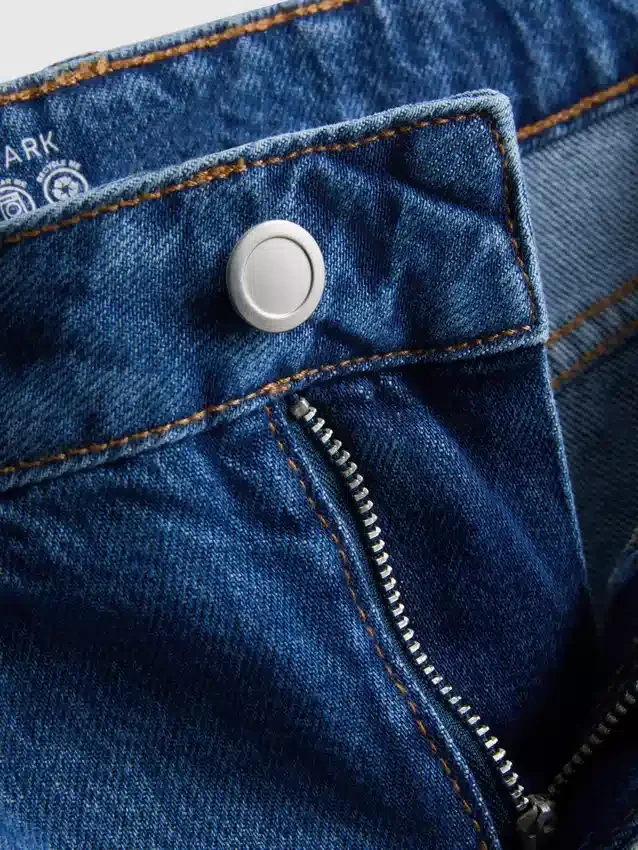 Mini-nederdel i bomuldsdenim