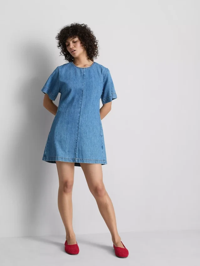 Mini-shiftkjole i bomuldsdenim