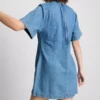 Mini-shiftkjole i bomuldsdenim