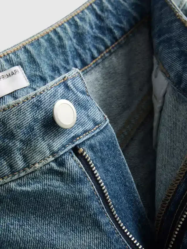 Mini-shorts i bomuldsdenim