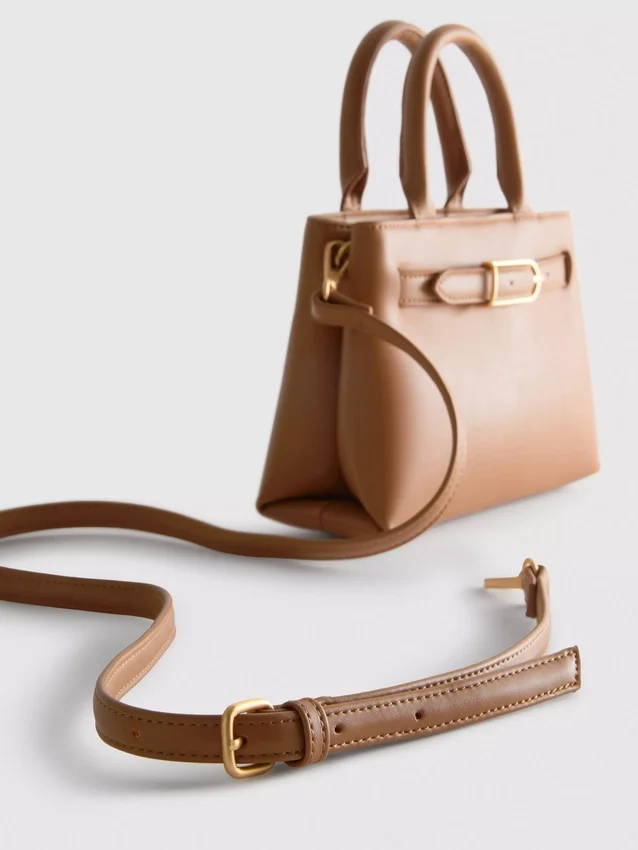 Mini-tote med spænde