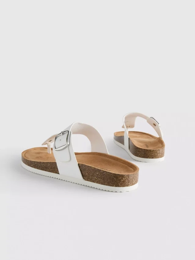 Mule-sandaler med T-bar og spænde