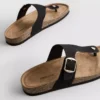 Mule-sandaler med T-bar og spænde