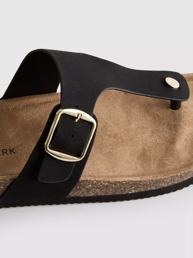 Mule-sandaler med T-bar og spænde