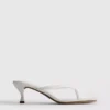 Mule-sandaler med tårem og hæl