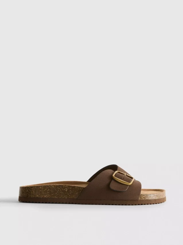 Mulesandaler med spænde