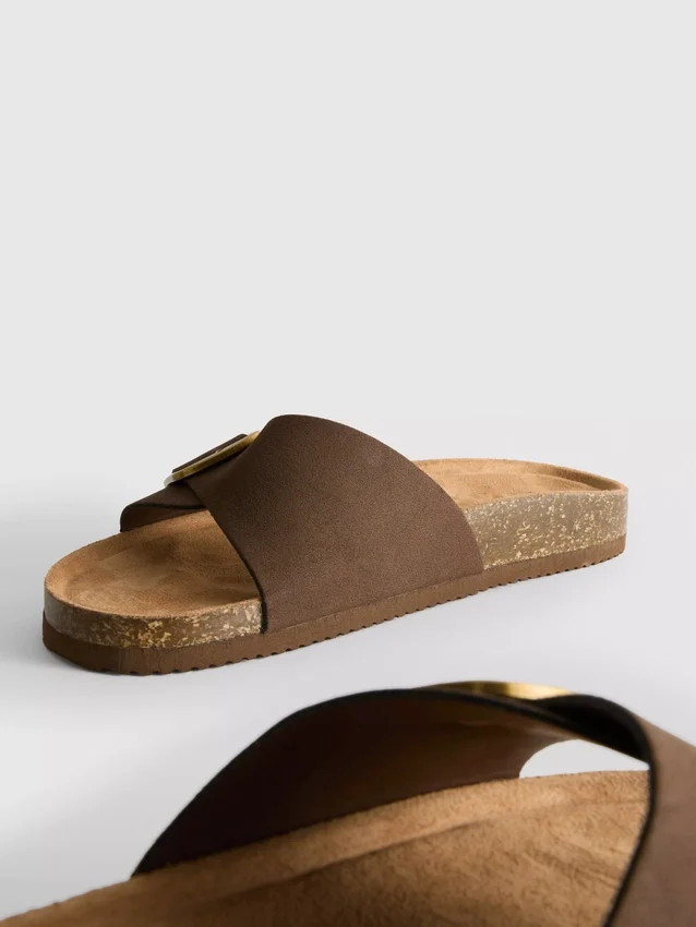 Mulesandaler med spænde