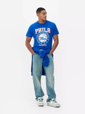 NBA Philadelphia 76ers T-shirt med grafisk motiv