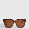 Overdimensionerede solbriller i cat-eye-stil
