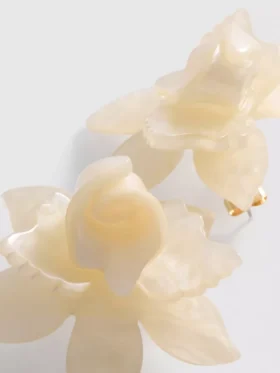 Paula Echevarría 3D-ørestikker med blomstermotiv