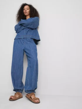 Paula Echevarría harembukser i bomuldsrig denim