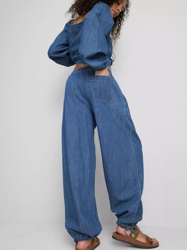 Paula Echevarría harembukser i bomuldsrig denim
