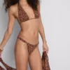 Paula Echevarría leopardmønstrede bikiniunderdele med glimmer
