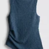 Paula Echevarría rynket, krøllet tanktop