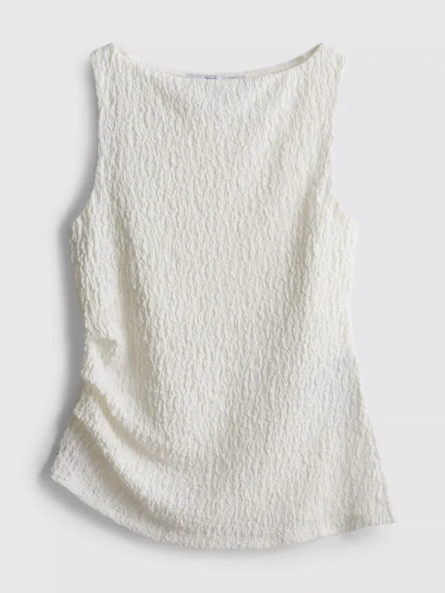 Paula Echevarría rynket, krøllet tanktop