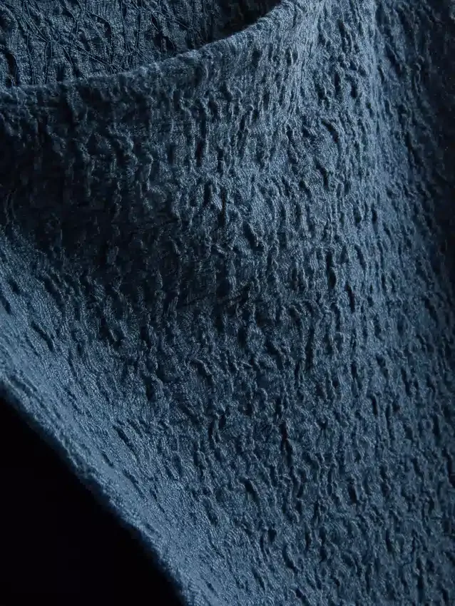 Paula Echevarría rynket, krøllet tanktop