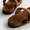 Paula Echevarría sandaler med dobbelt rem og spænde