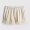 Paula Echevarría shorts med blonder