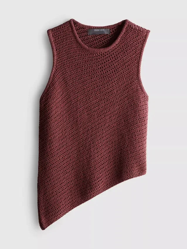 Paula Echevarría strikket asymmetrisk top
