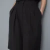 Plisserede bermuda-shorts