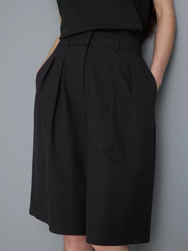 Plisserede bermuda-shorts