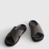 Pool-sandaler med krydsrem