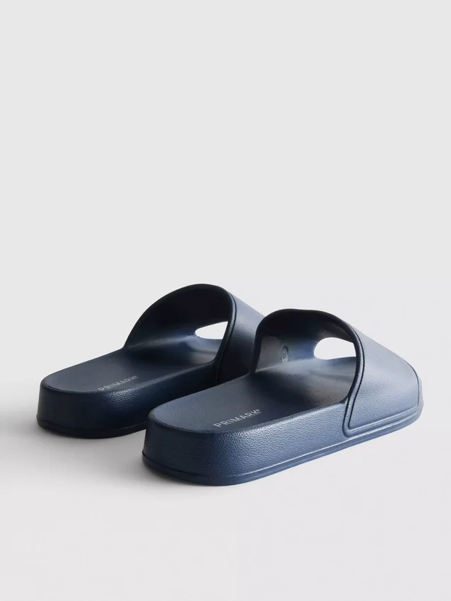 Pool-sandaler med tyk sål