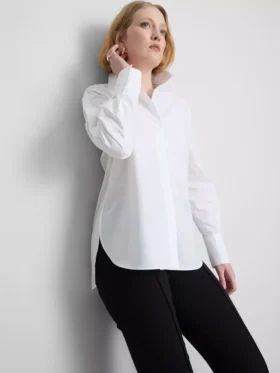 Poplin-skjorte med justerbar pasform