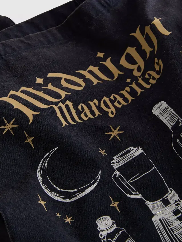Praktisk totebag med magisk grafisk motiv