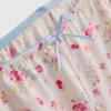 Pyjamassæt med tætsiddende cami og korte Shorts