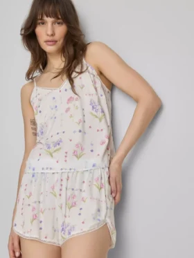 Pyjamasser-cami-top med blomsterprint