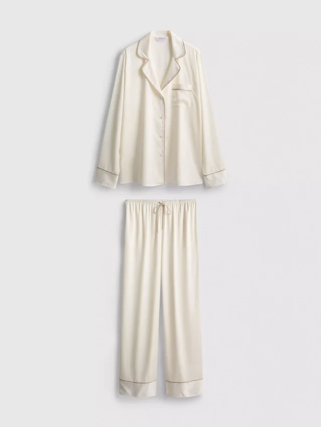Pyjamasser i satin i boyfriend-stil