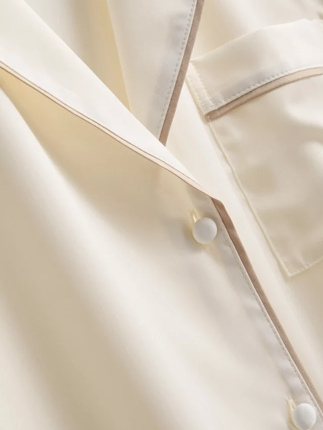 Pyjamasser i satin i boyfriend-stil