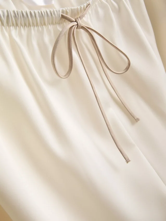 Pyjamasser i satin i boyfriend-stil