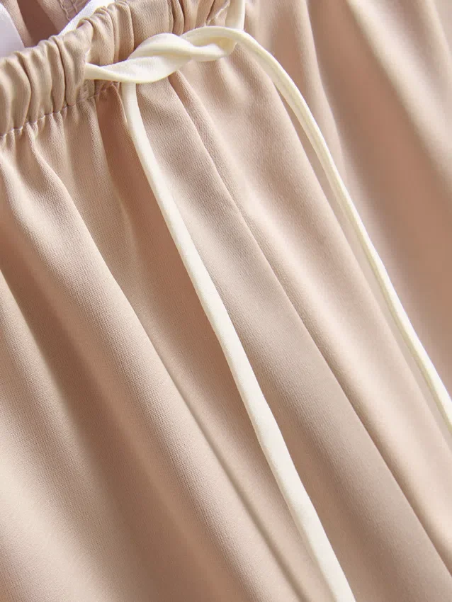 Pyjamasser i satin i boyfriend-stil