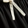 Pyjamasser i satin med piping i boyfriend-stil