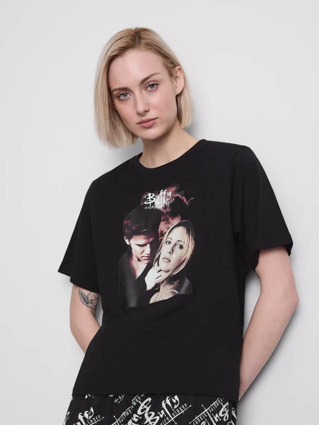Pyjamasser med print af Buffy the Vampire Slayer